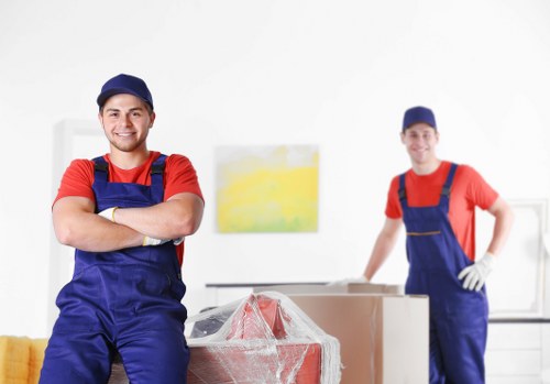 Dundee removals truck for household furniture transport