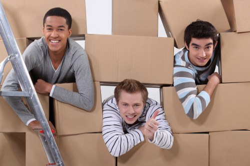 Local van service helping with boxes and furniture in Dundee